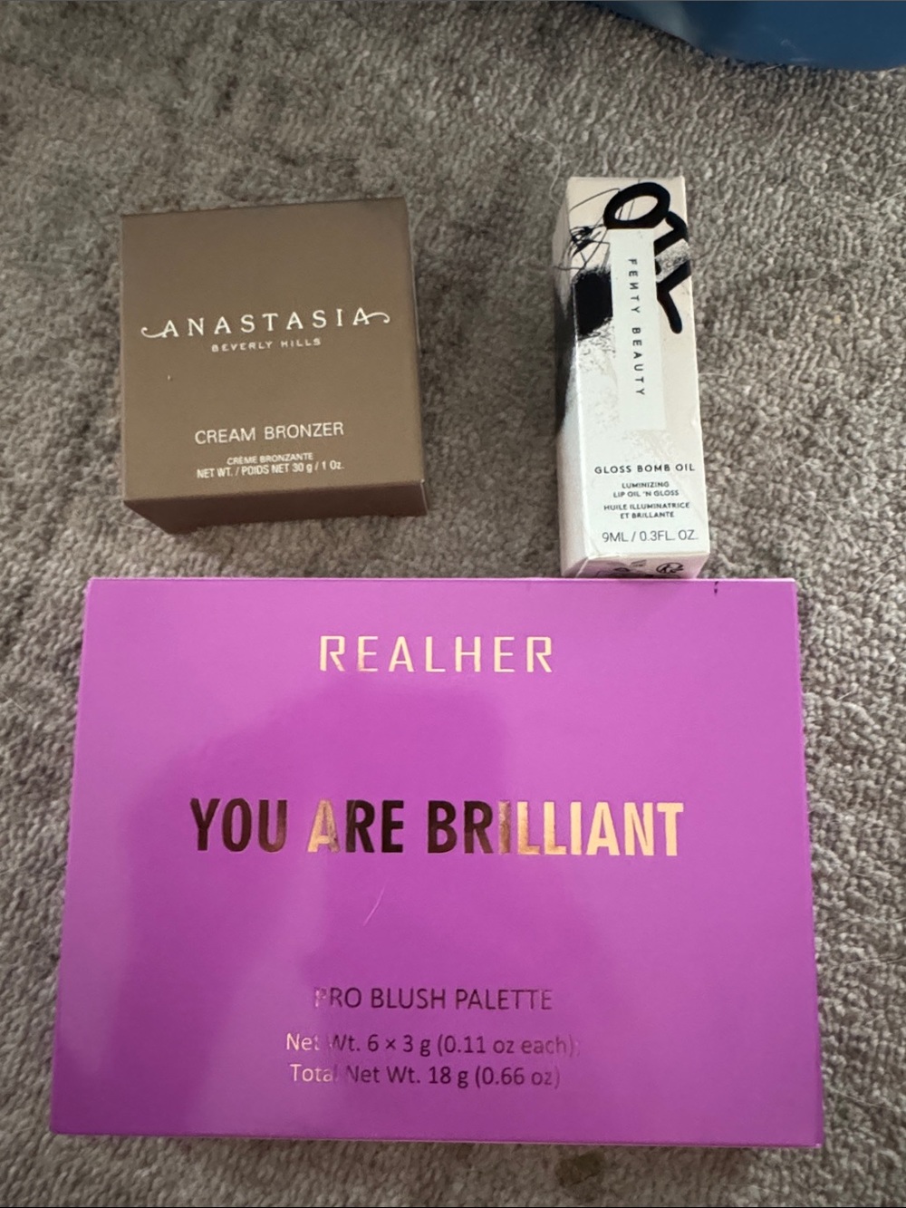 Makeup bundle:Pro Blush Palette Anastasia cream bronzer and fenty beauty lip oil